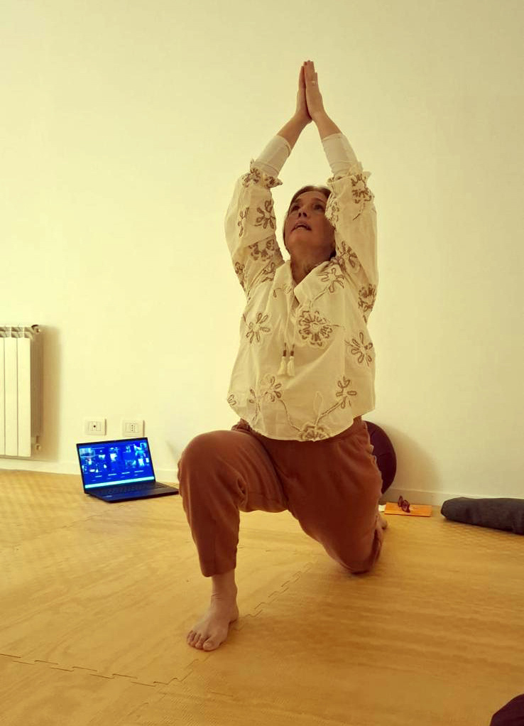Yoga online con Gema Canelles Salcedo